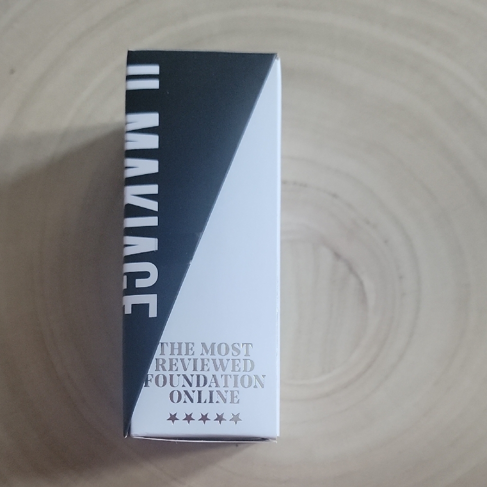 IL MAKIAGE  Foundation Makeup - Picture 2 of 9
